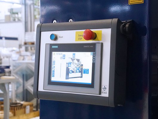 PETKUS Prozessautomatisierung Touchpanel